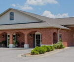 A cropped photo of the Regional Family Medicine East Branch Clinic buildilng.